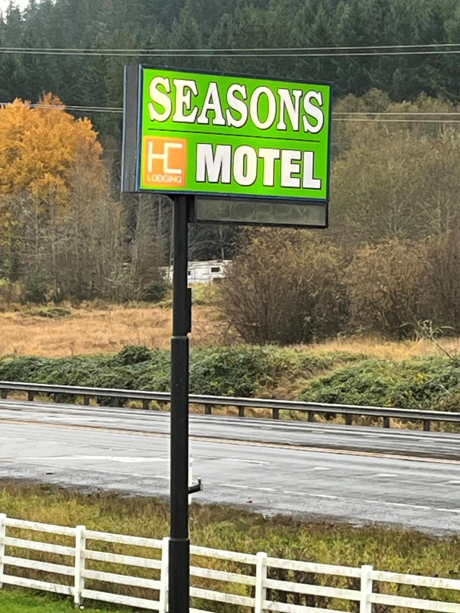 Seasons Motel Morton Bagian luar foto