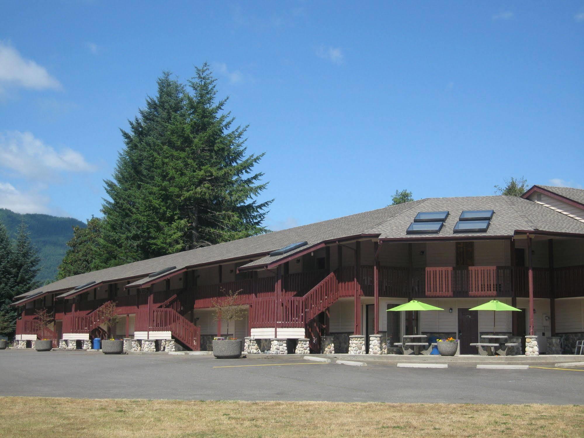 Seasons Motel Morton Bagian luar foto