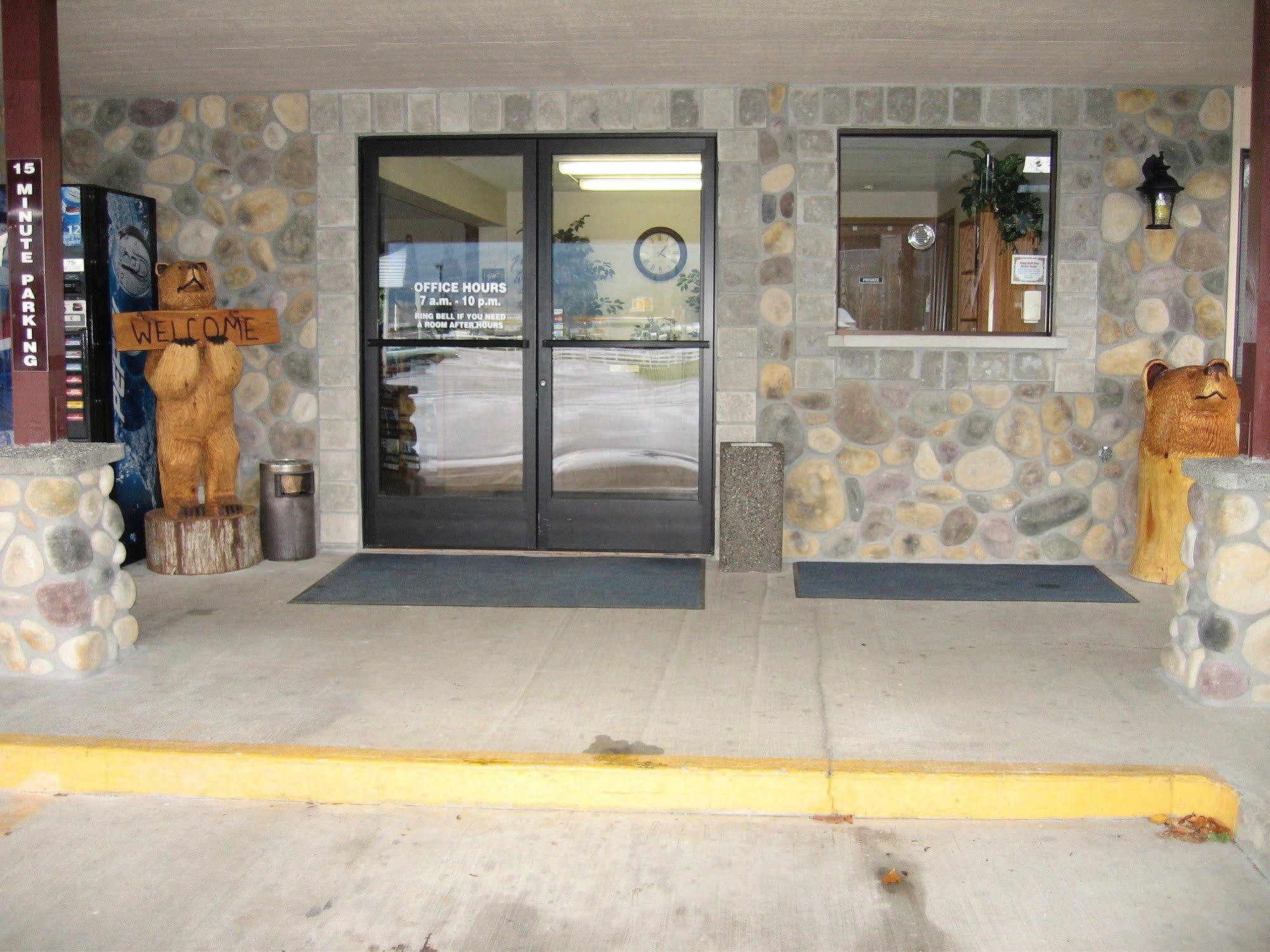 Seasons Motel Morton Bagian luar foto